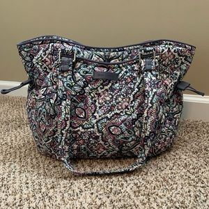 Vera Bradley Glenna Satchel in Bonbon Medallion